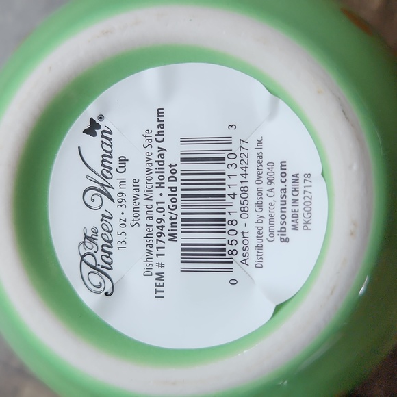 Set of 2 The Pioneer Woman Holiday Charm mugs - Picture 4 of 6